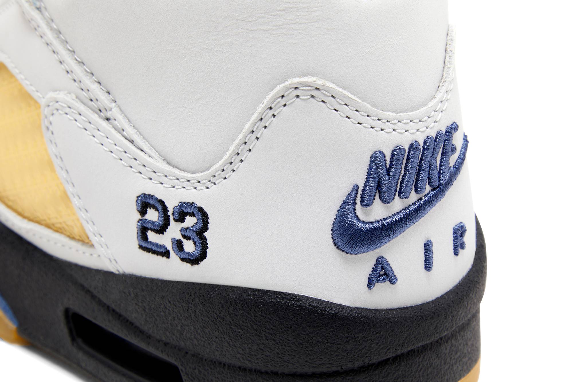A Ma Maniere x Jordan x Air Jordan 5 Retro 'Photon Dust' FZ5758-004