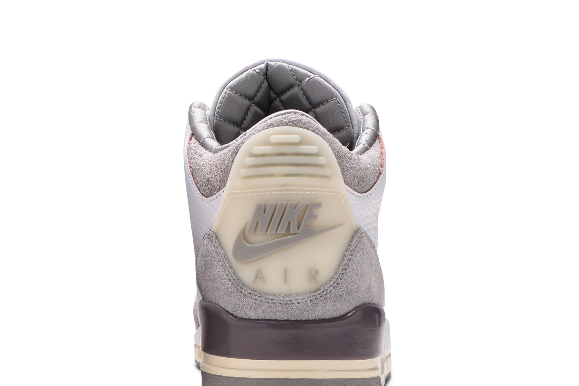 A Ma MANIRE x Air Jordan 3 Retro SP 'Raised By Women' DH3434-110