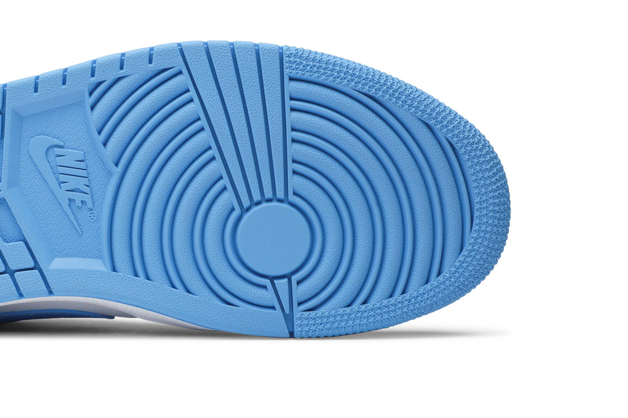 Air Jordan 1 Low 'UNC' AO9944-441