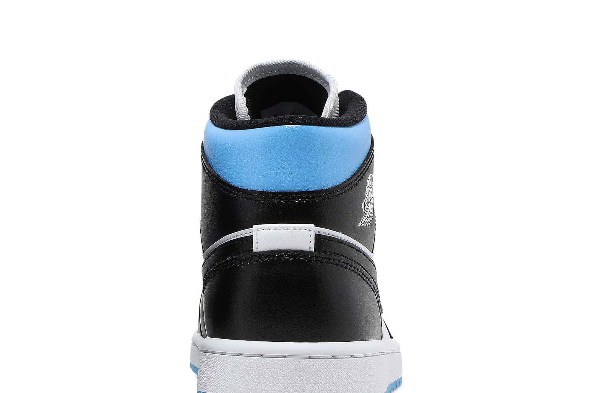 Air Jordan 1 Mid 'University Blue' BQ6472-102