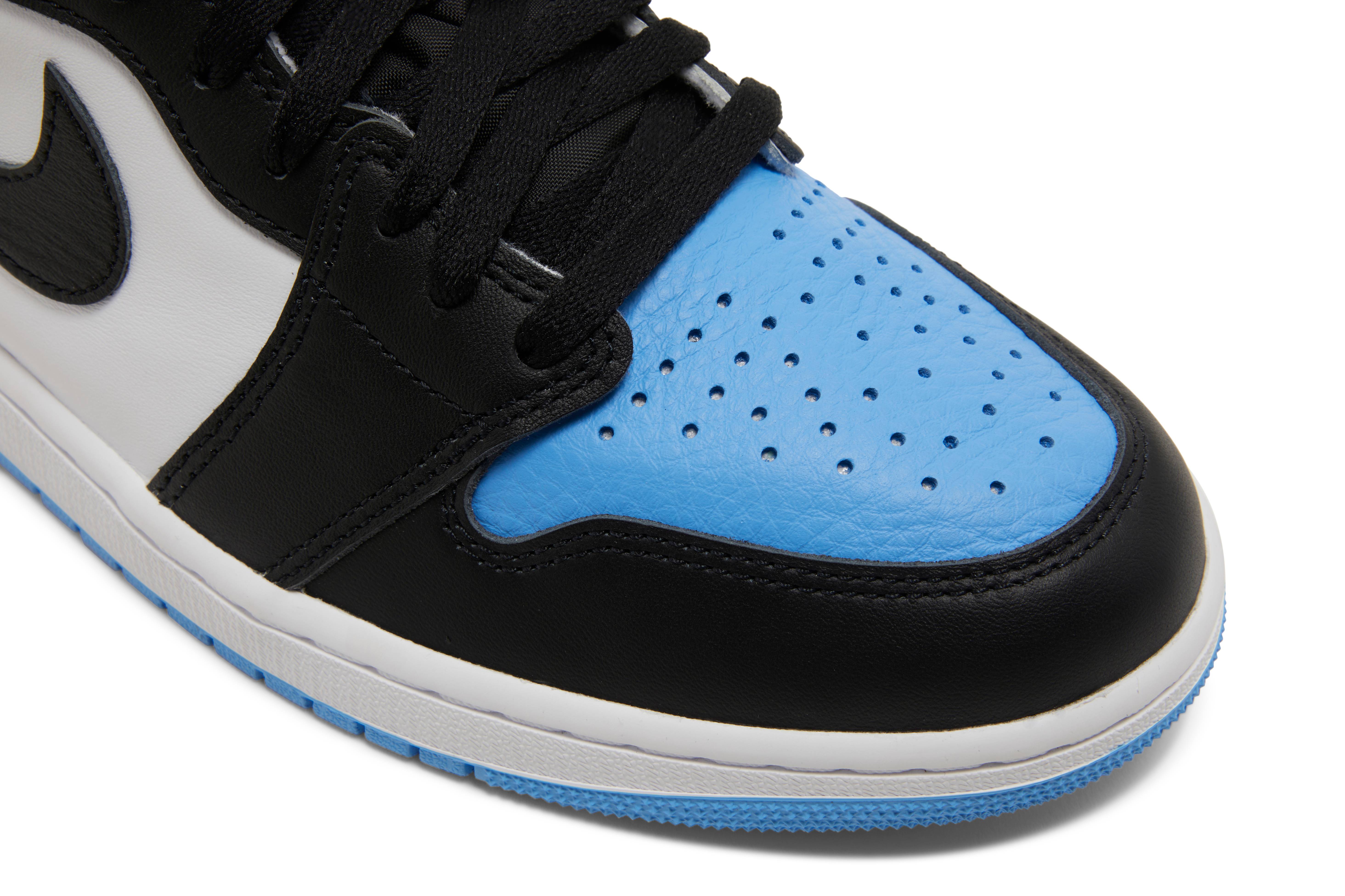 Air Jordan 1 Retro High OG 'UNC Toe' DZ5485-400