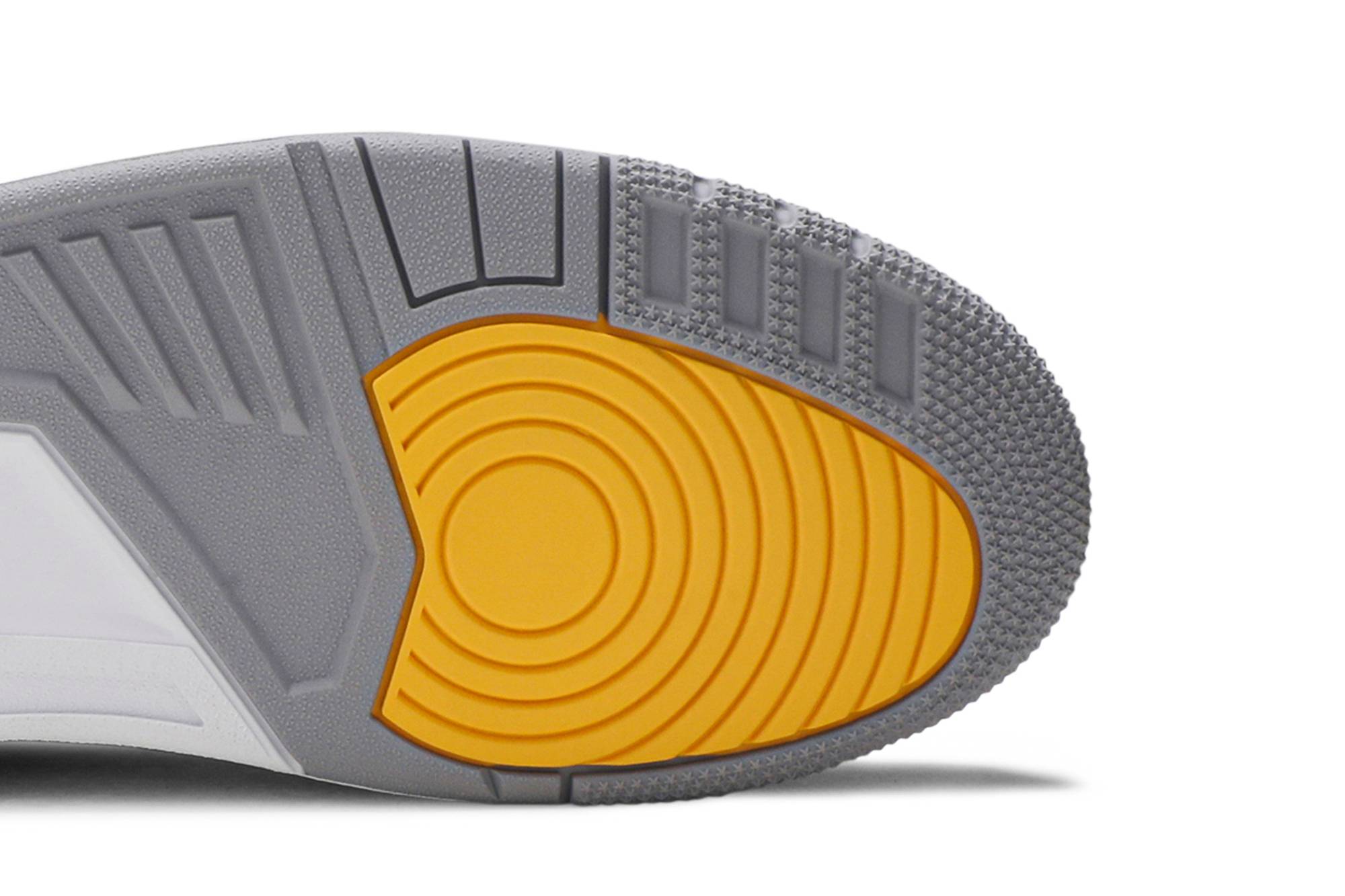 Air Jordan 3 Retro 'Michigan Wolverines' PE AJ3-820064