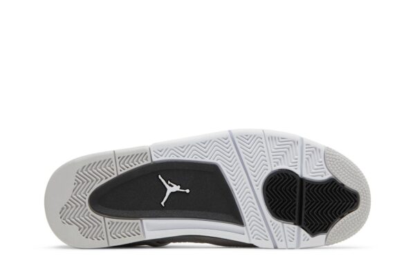 Air Jordan 4 Retro 'Military Black' DH6927-111