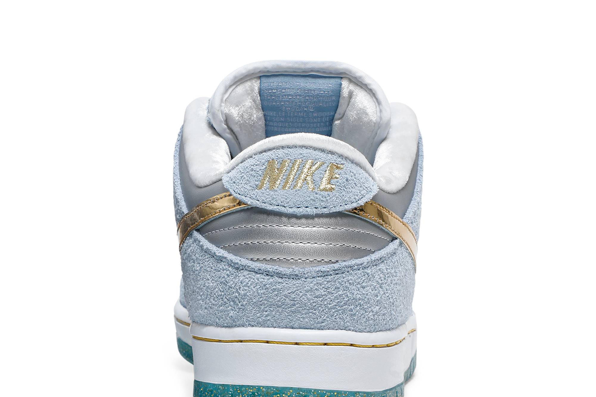 Nike SB Dunk Low x Sean Cliver 'Holiday Special' DC9936-100