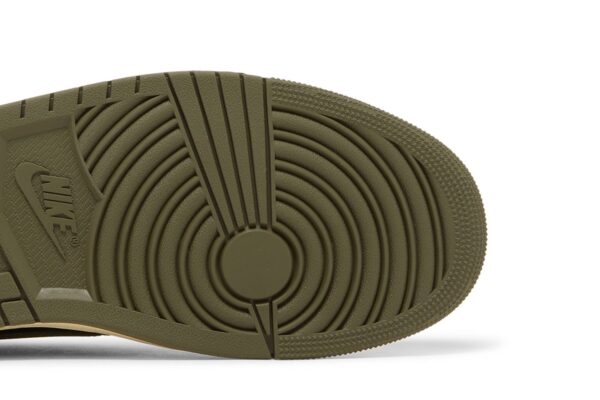 Travis Scott x Air Jordan 1 Low OG 'Olive' DZ4137-106