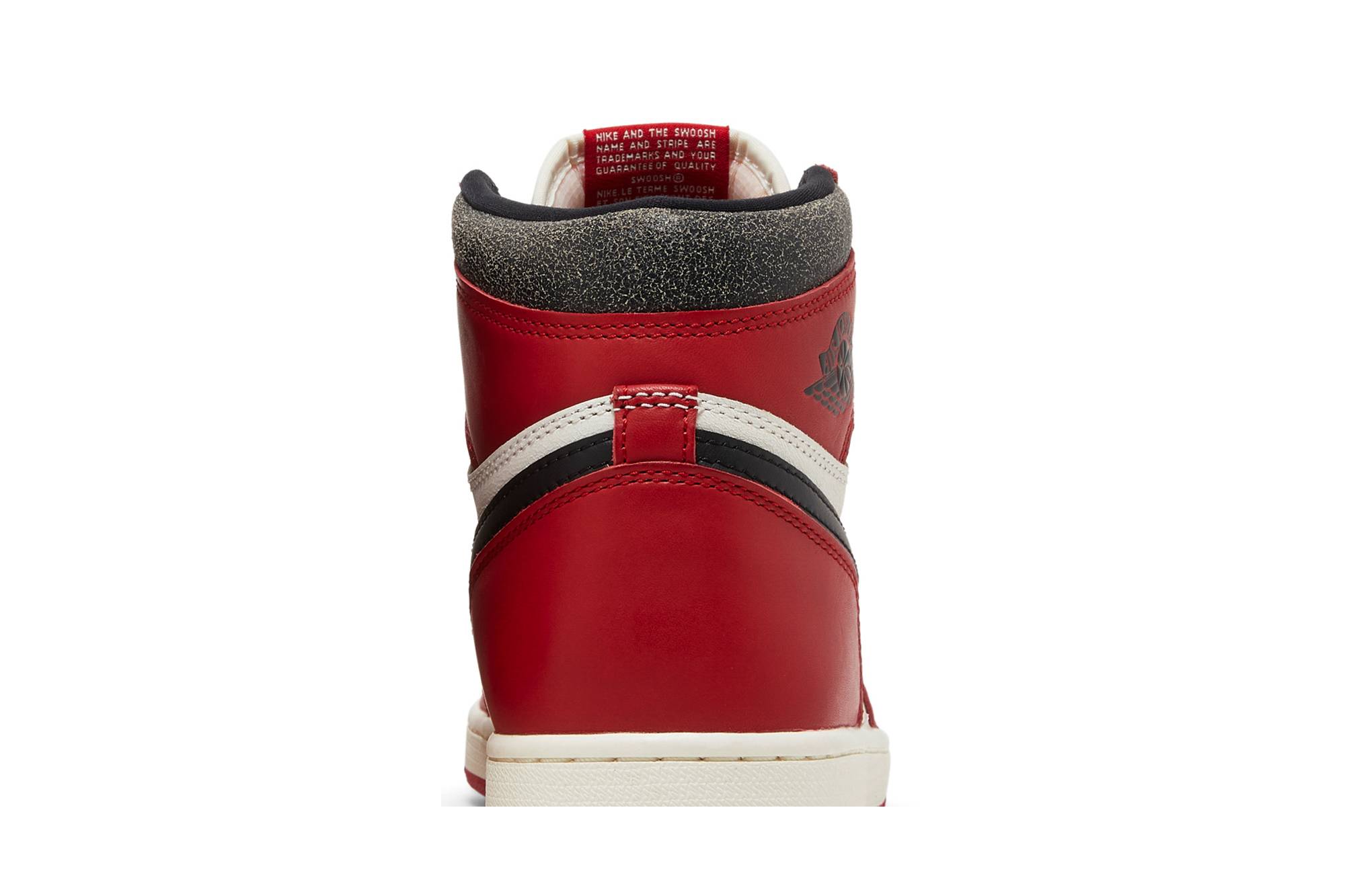 Air Jordan 1 Retro High OG 'Chicago Lost & Found' DZ5485-612