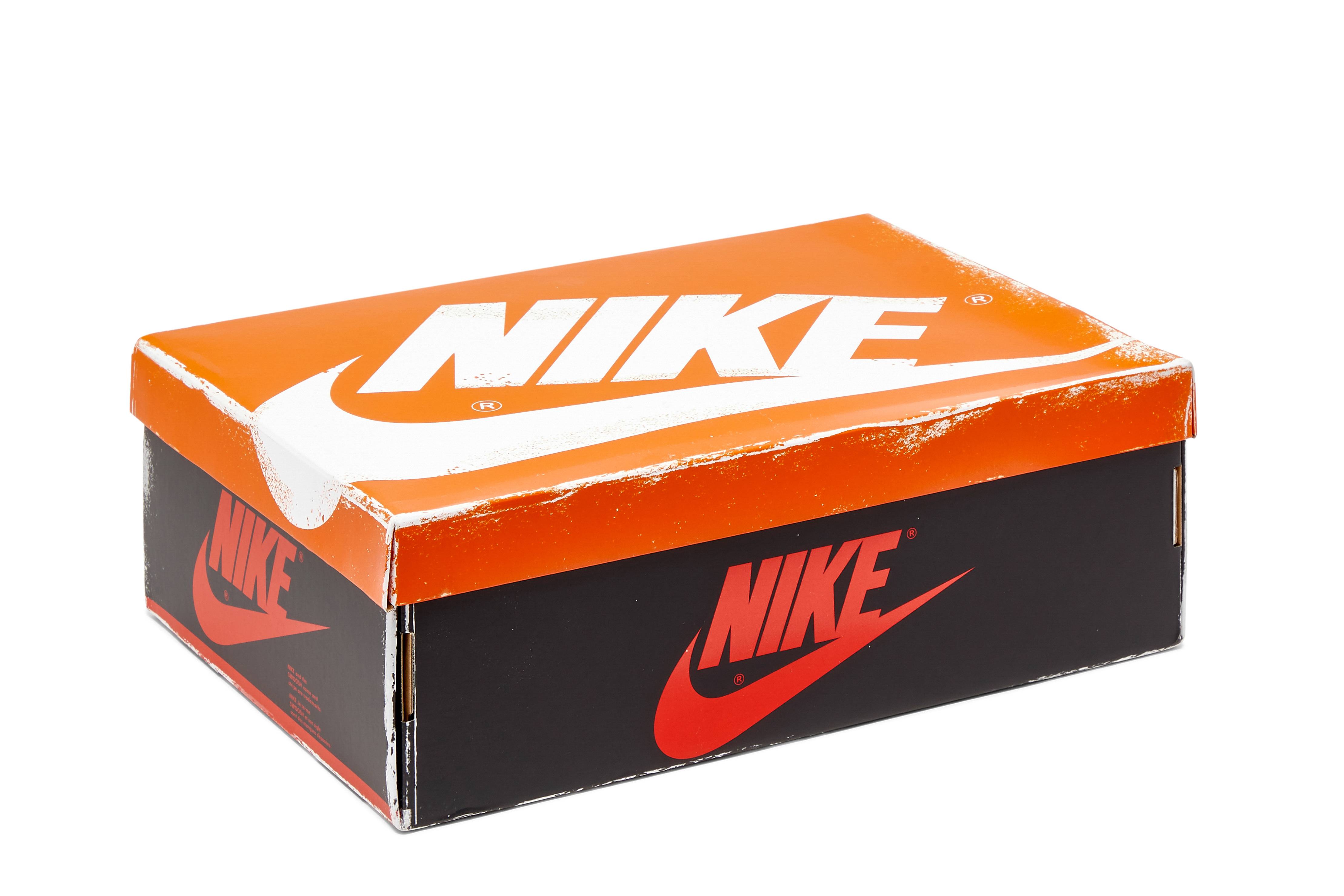 Air Jordan 1 Retro High OG 'Chicago Lost & Found' DZ5485-612
