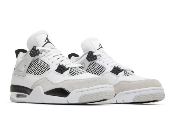 Air Jordan 4 Retro 'Military Black' DH6927-111