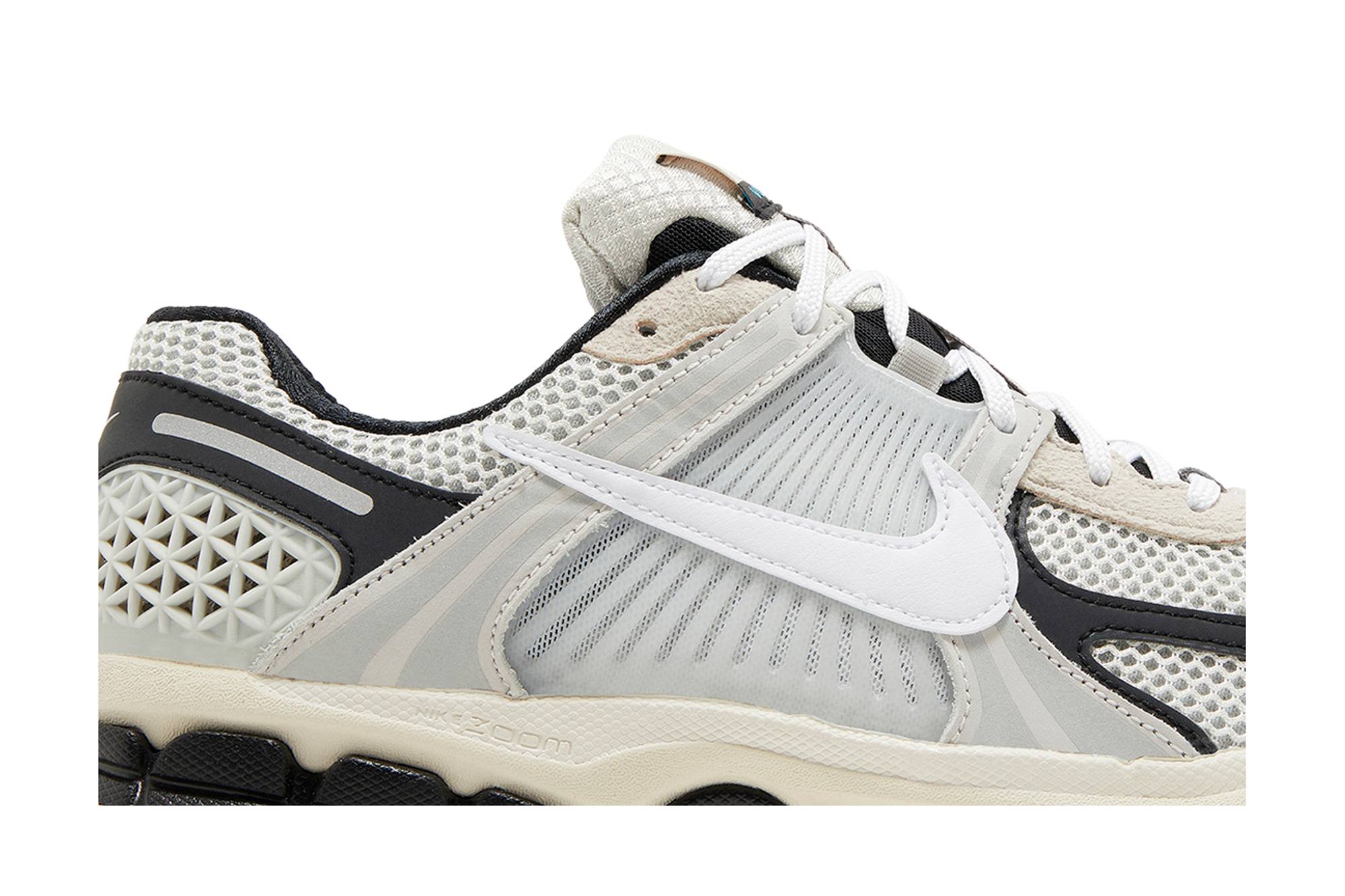 Nike Air Zoom Vomero 5 ‘Supersonic’ FN7649-110