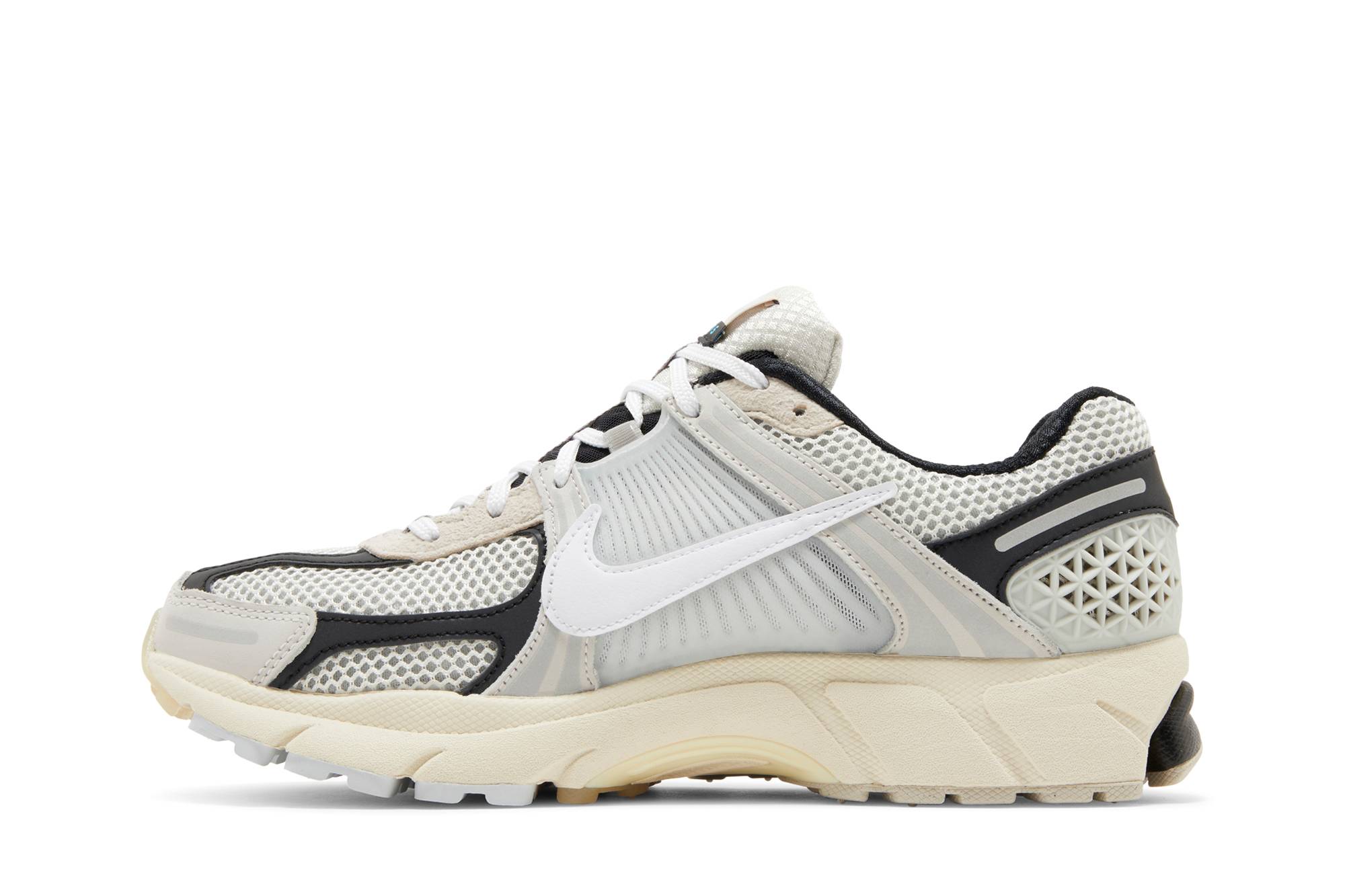 Nike Air Zoom Vomero 5 'Supersonic' FN7649-110