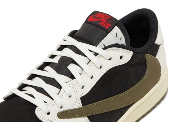 Travis Scott x Air Jordan 1 Low OG 'Olive' DZ4137-106