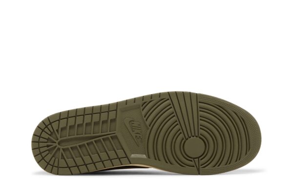 Travis Scott x Air Jordan 1 Low OG 'Olive' DZ4137-106